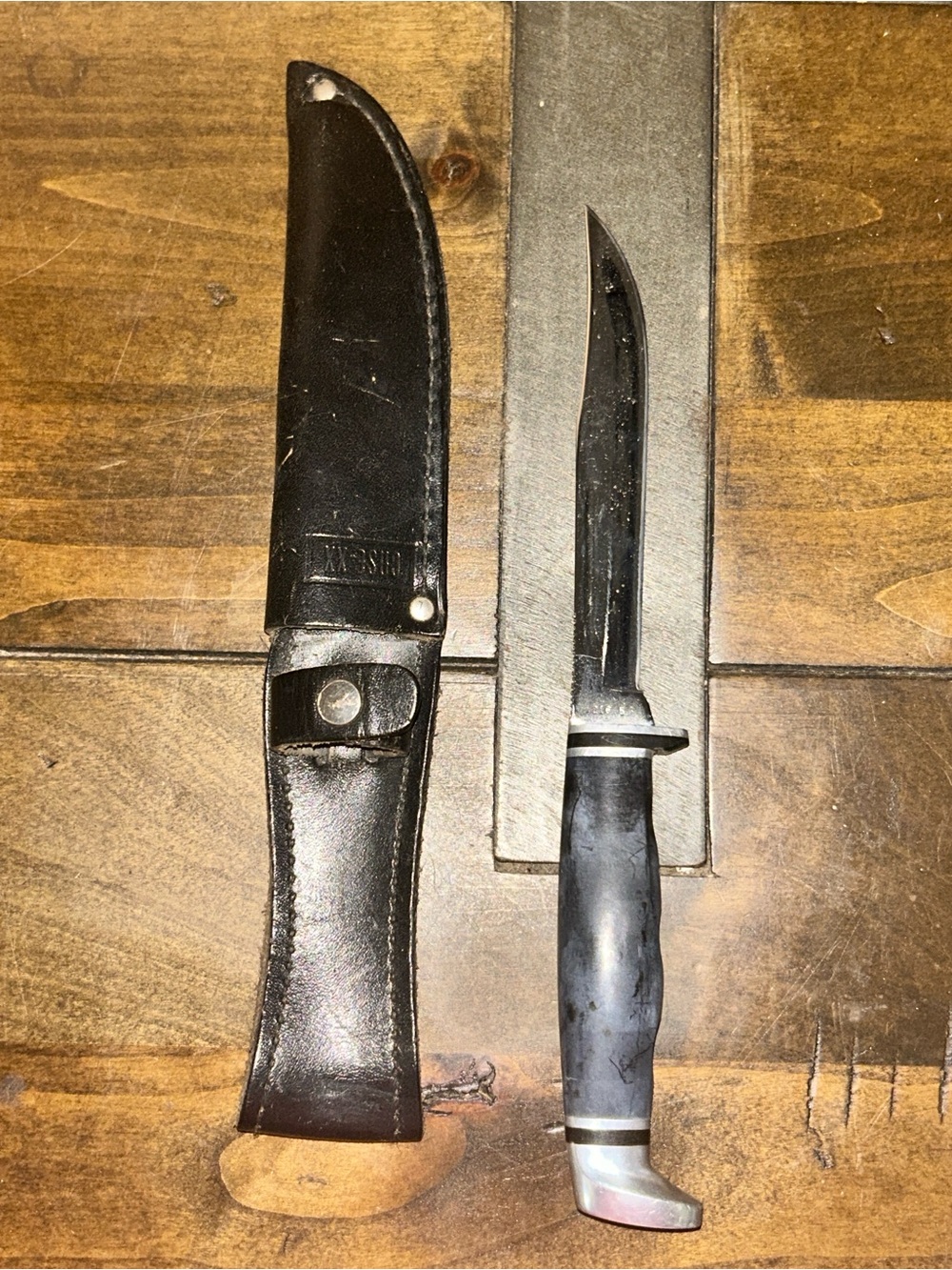 Vintage Case Knife XX 216-5 K
Fixed Blade & Leather Sheath QUALITY MADE USA 1971